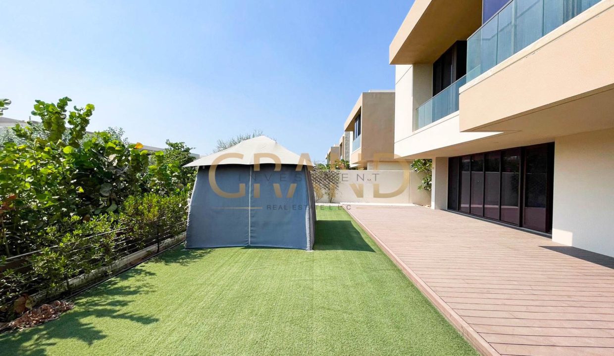 WhatsApp Image 2023-10-16 at 4.03.24 PM (1)